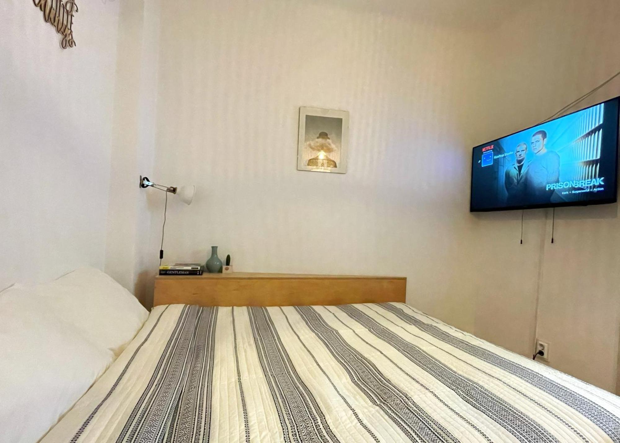 Rooftop Studio In The Heart Of Bucharest W Netflix Dış mekan fotoğraf